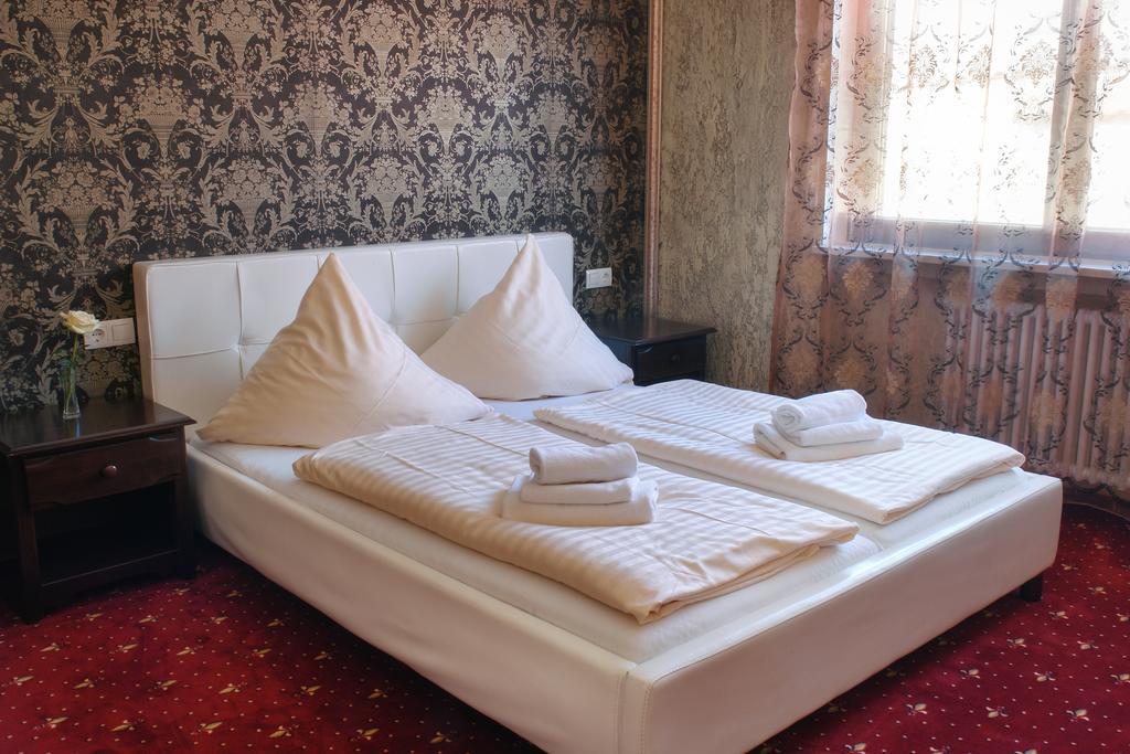 Hotel Krone Friesenheim  Chambre photo