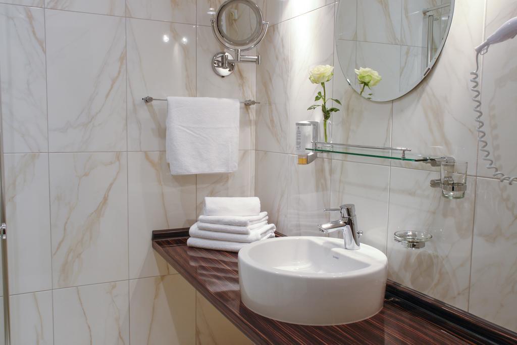 Hotel Krone Friesenheim  Chambre photo