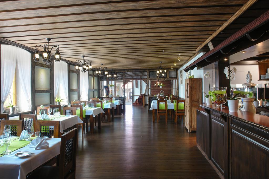 Hotel Krone Friesenheim  Extérieur photo